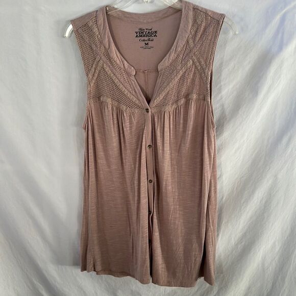 Nine West Vintage sleeveless button up shirt with woven detail - Picture 1 of 4